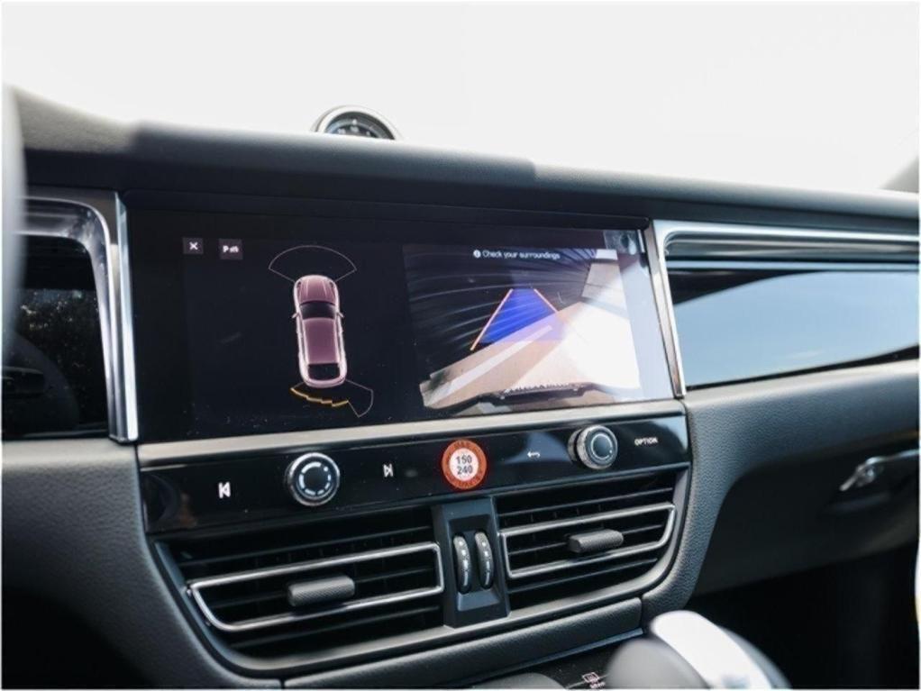 new 2025 Porsche Macan car