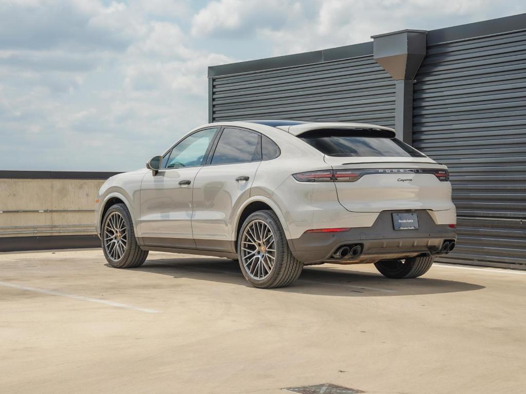 used 2022 Porsche Cayenne car, priced at $68,990