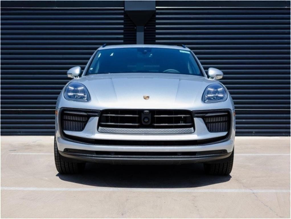 new 2025 Porsche Macan car