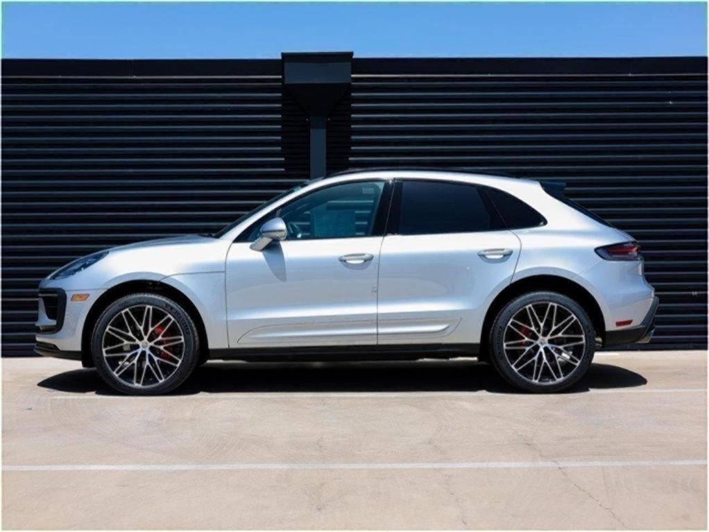 new 2025 Porsche Macan car