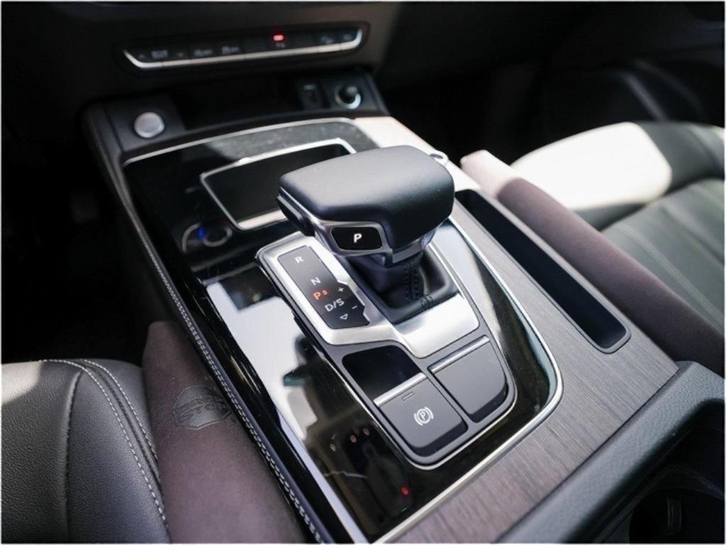 used 2022 Audi Q5 car, priced at $30,900