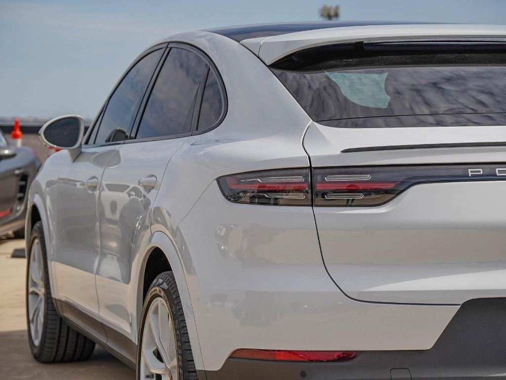used 2022 Porsche Cayenne car, priced at $82,560