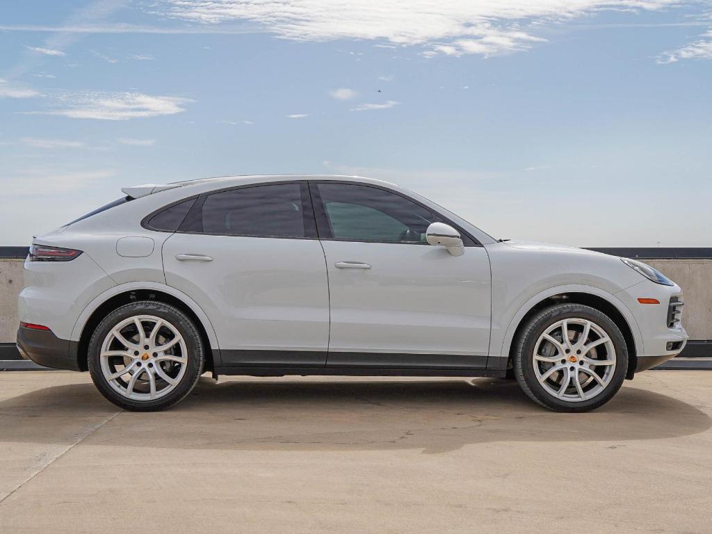 used 2022 Porsche Cayenne car, priced at $82,560