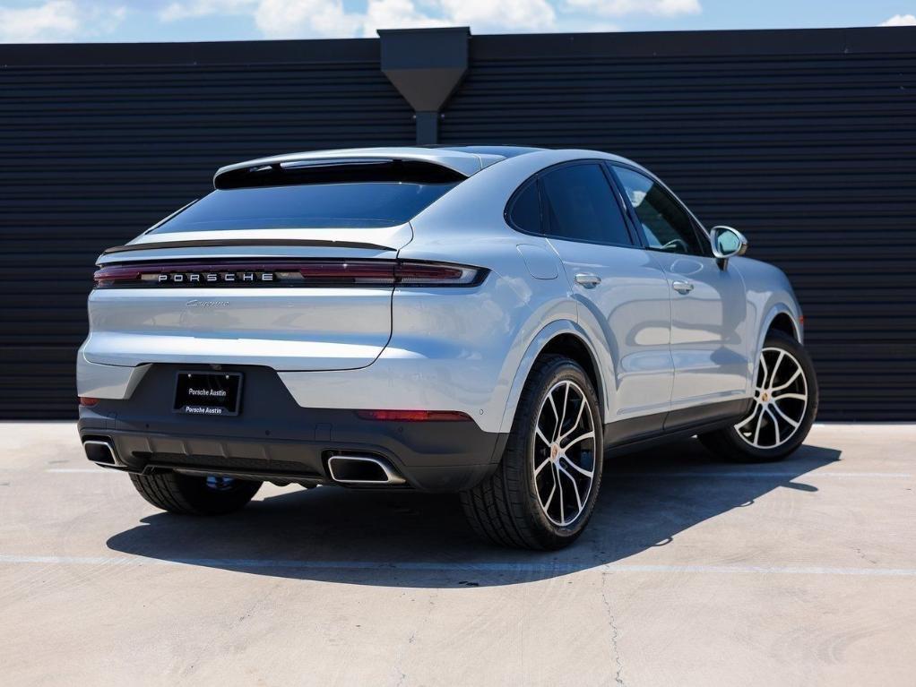new 2025 Porsche Cayenne car