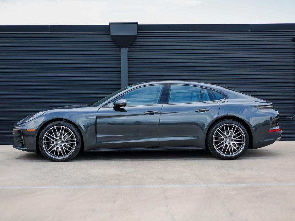 new 2025 Porsche Panamera car