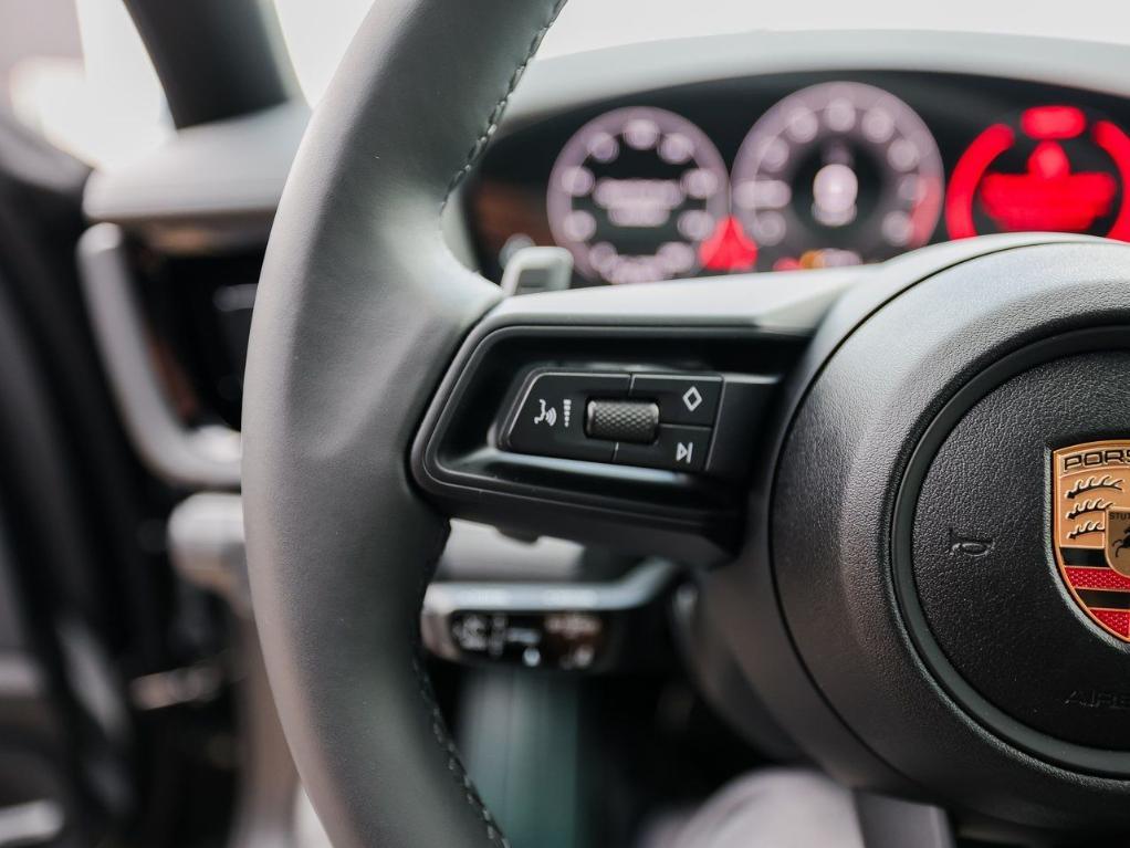 new 2025 Porsche Panamera car