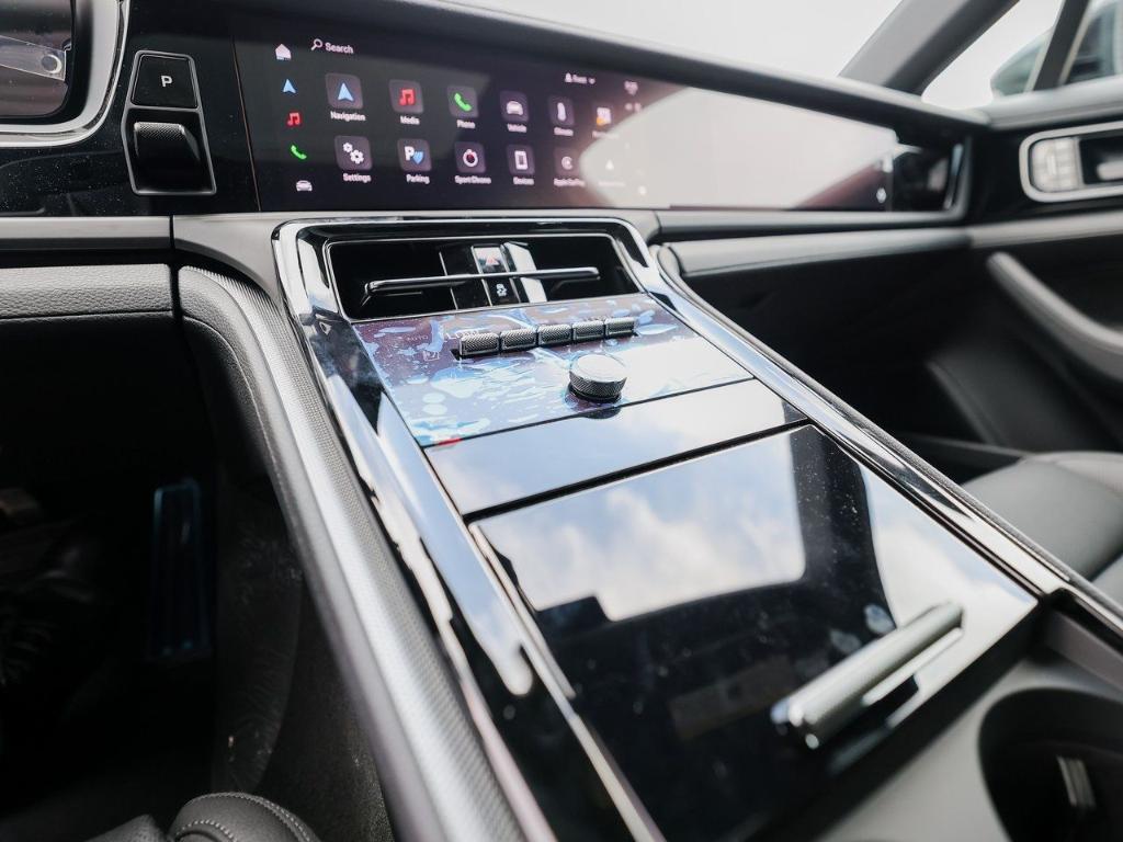 new 2025 Porsche Panamera car