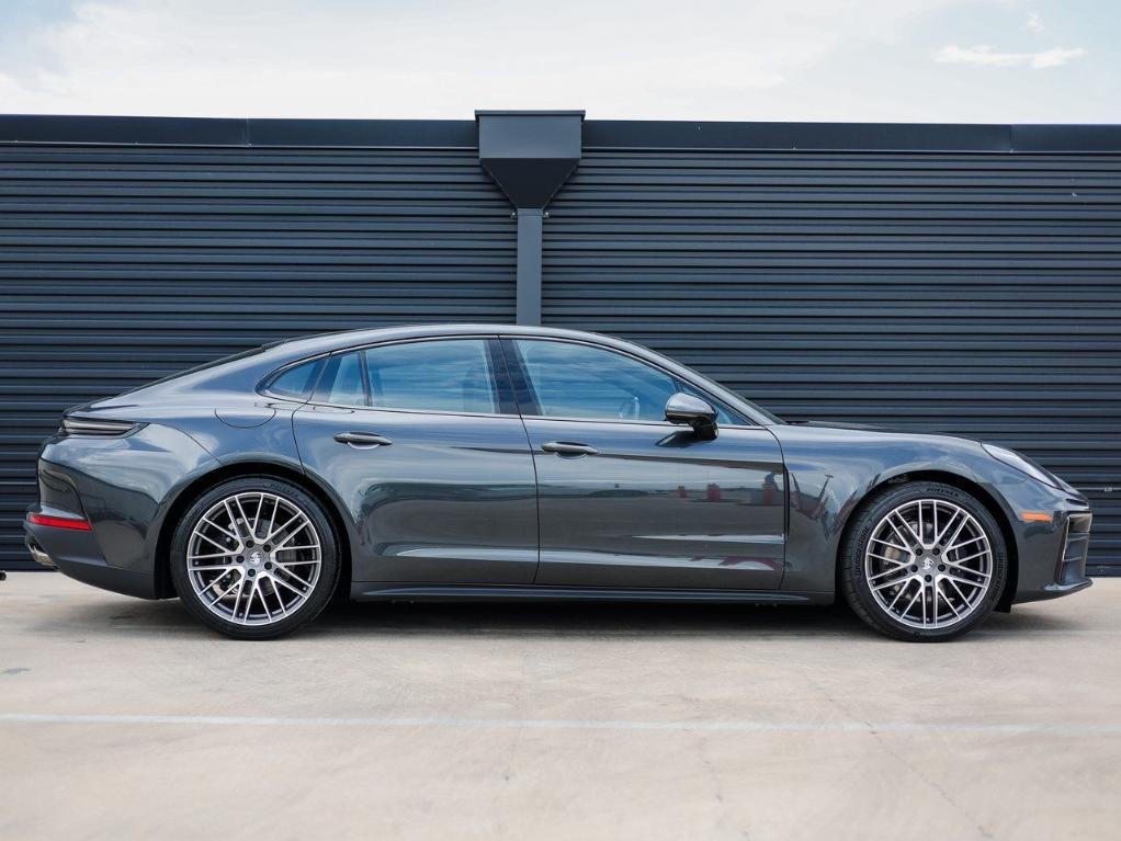 new 2025 Porsche Panamera car