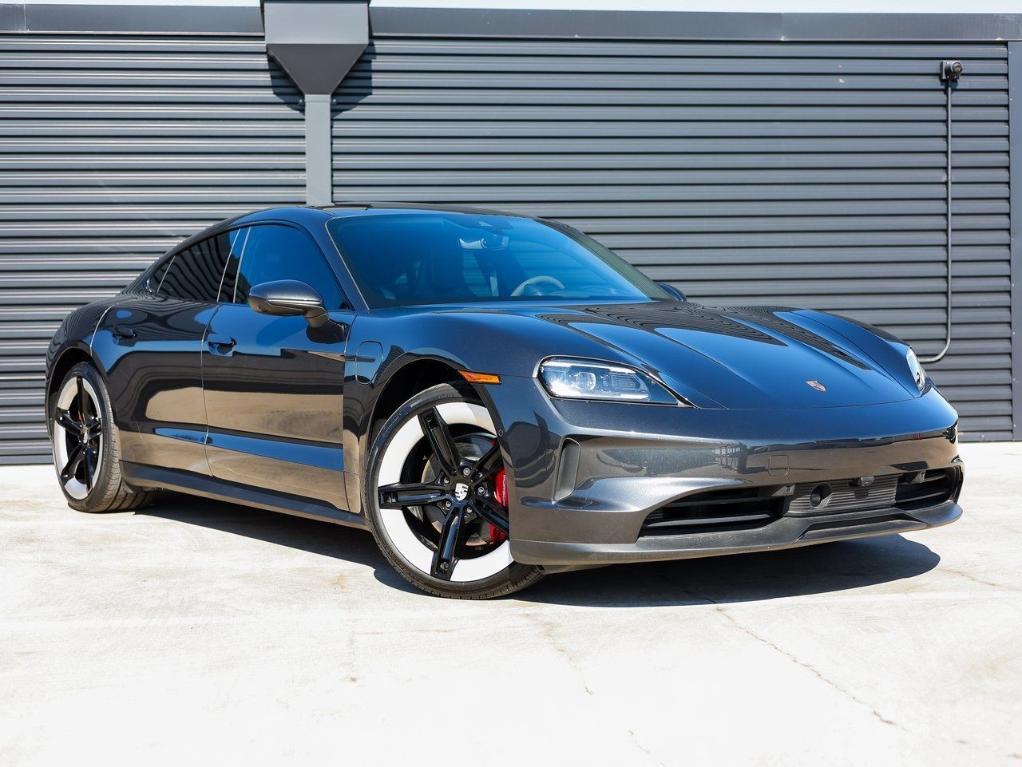 new 2025 Porsche Taycan car