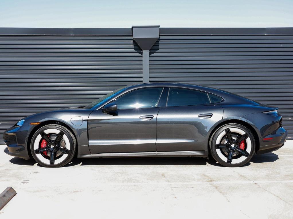 new 2025 Porsche Taycan car