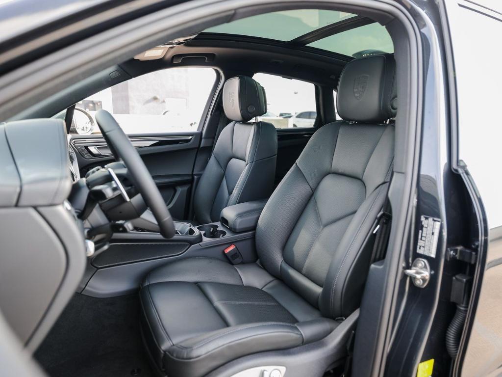 new 2026 Porsche Macan car