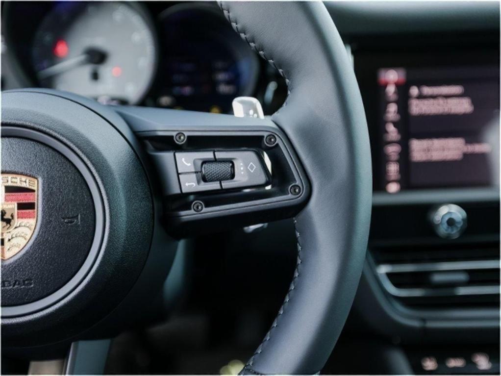 new 2025 Porsche Macan car