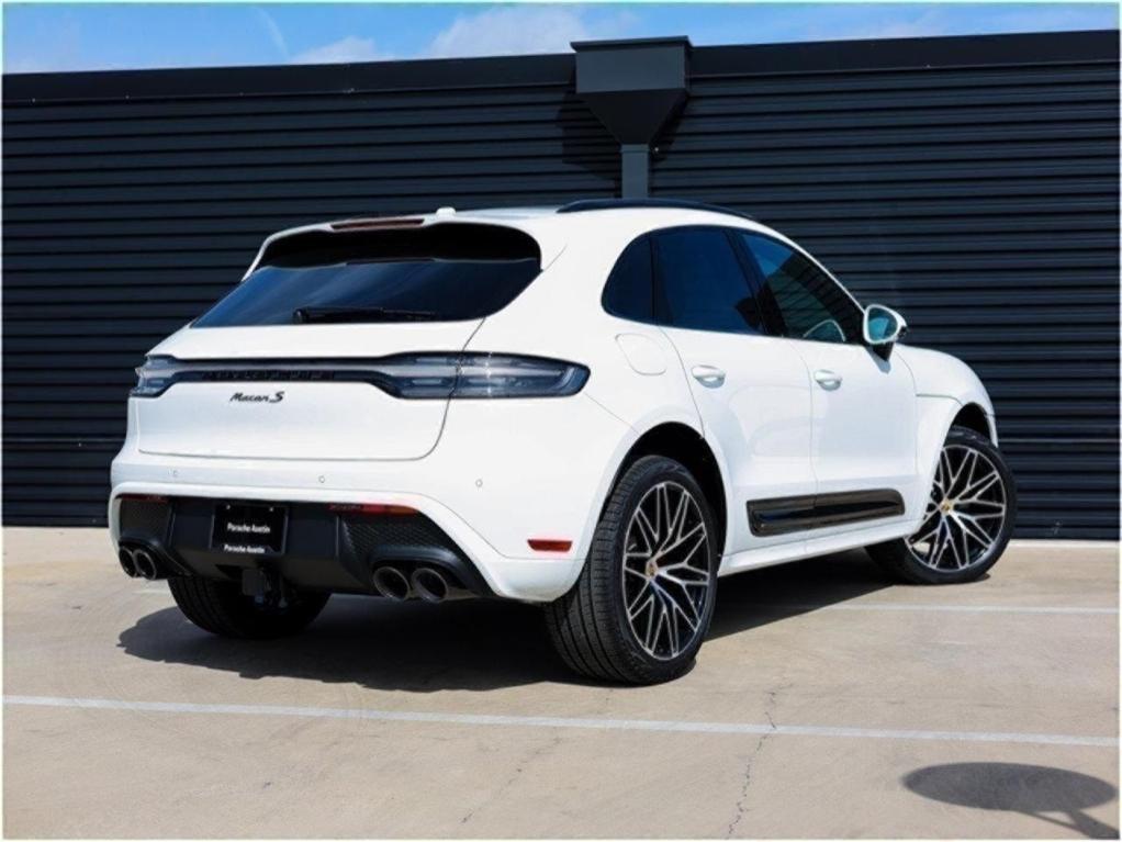 new 2025 Porsche Macan car
