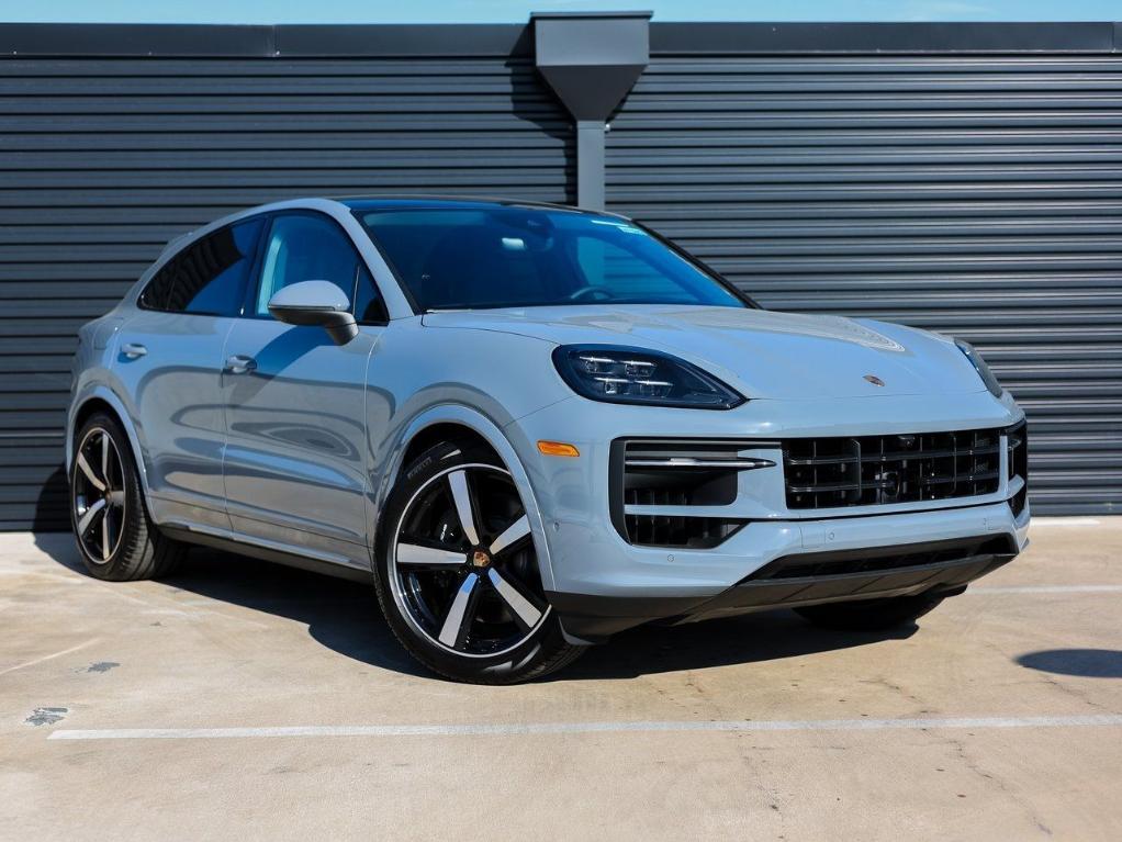 new 2025 Porsche Cayenne car