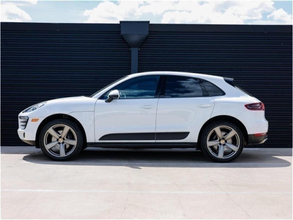 used 2018 Porsche Macan car, priced at $30,990