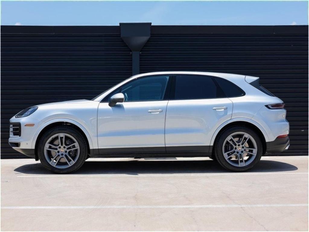 new 2025 Porsche Cayenne car
