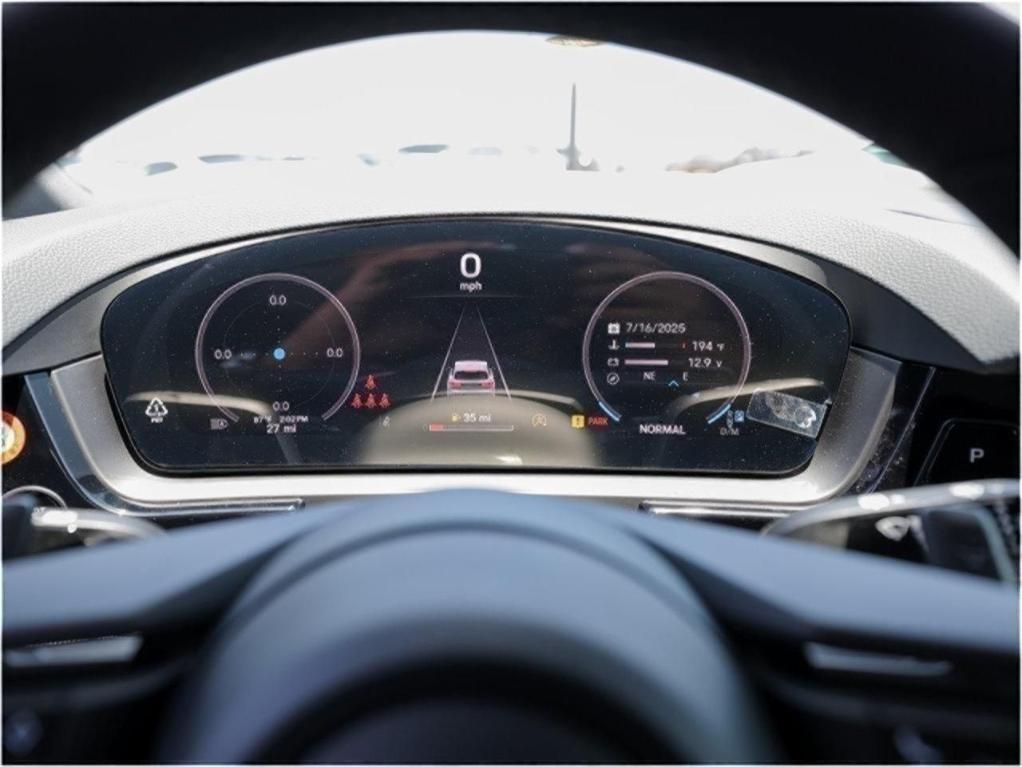 new 2025 Porsche Cayenne car