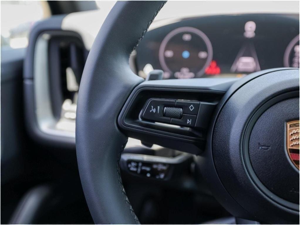 new 2025 Porsche Cayenne car