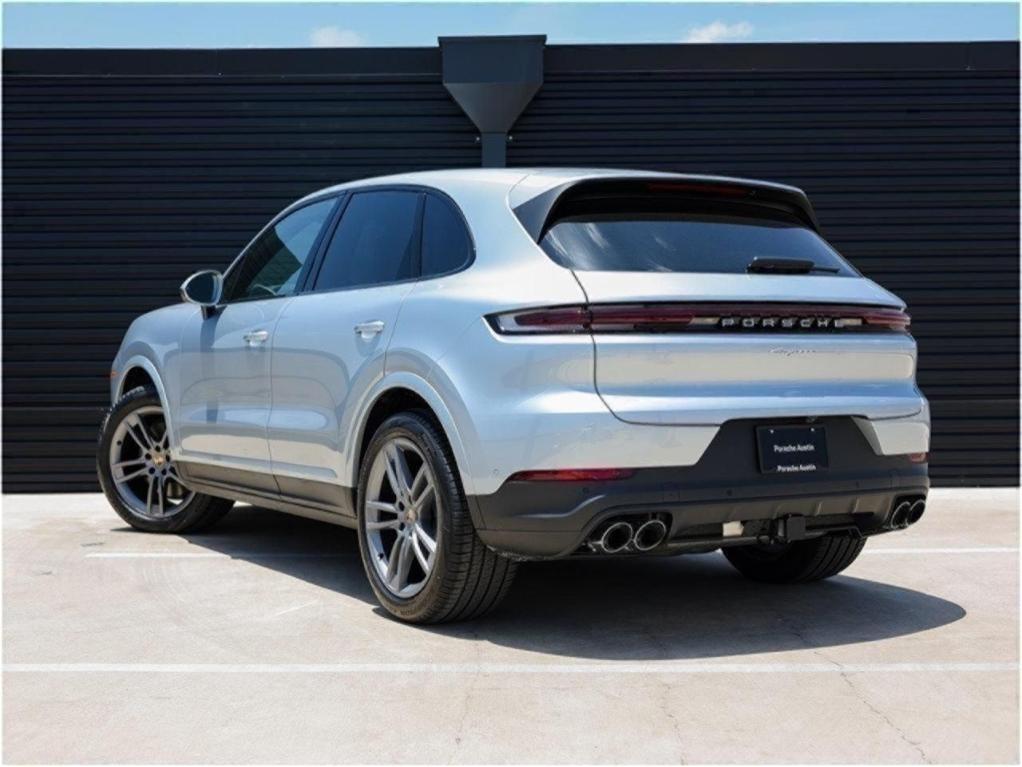 new 2025 Porsche Cayenne car