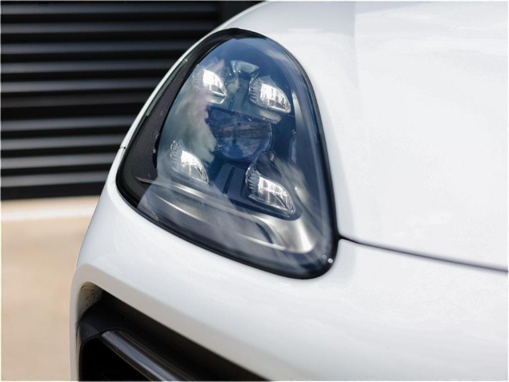 used 2021 Porsche Cayenne car, priced at $57,991