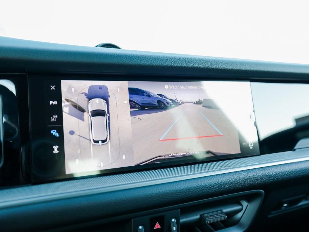 new 2025 Porsche Cayenne car