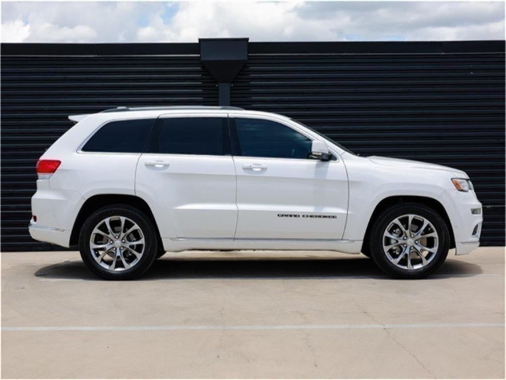 used 2021 Jeep Grand Cherokee car, priced at $31,990
