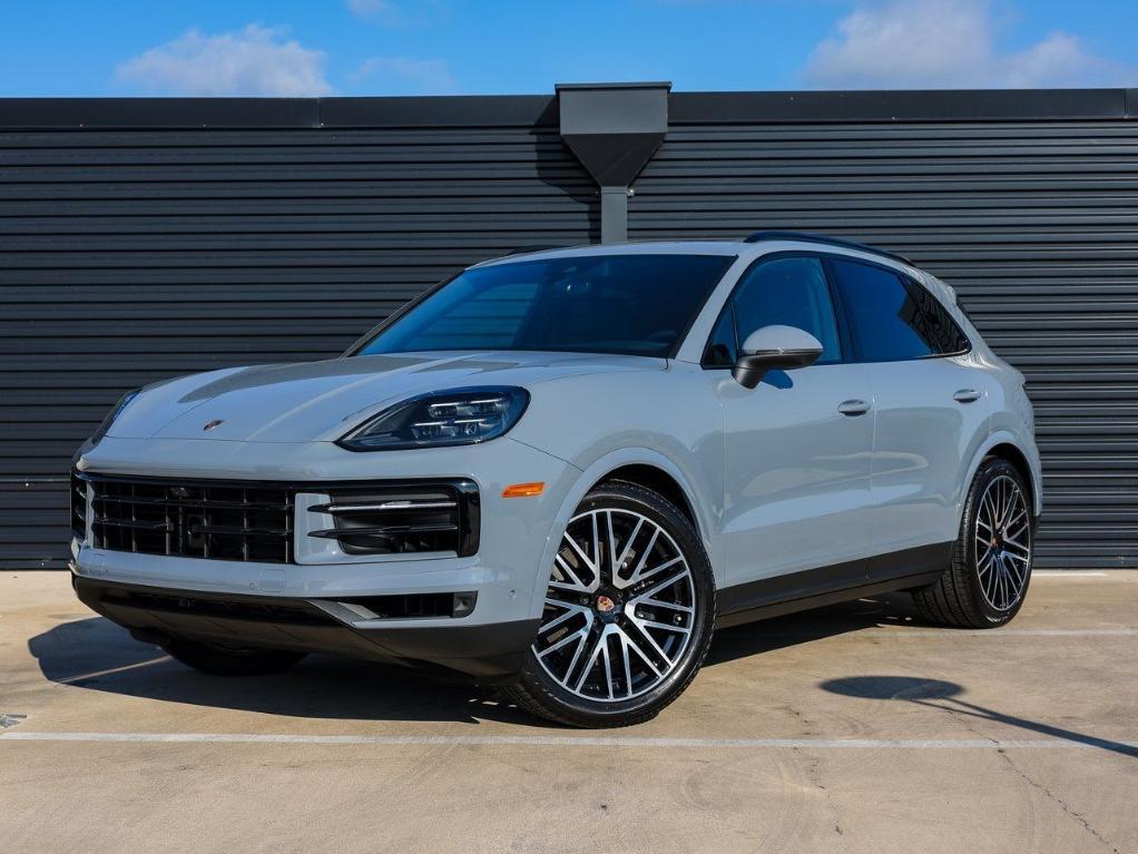 new 2025 Porsche Cayenne car