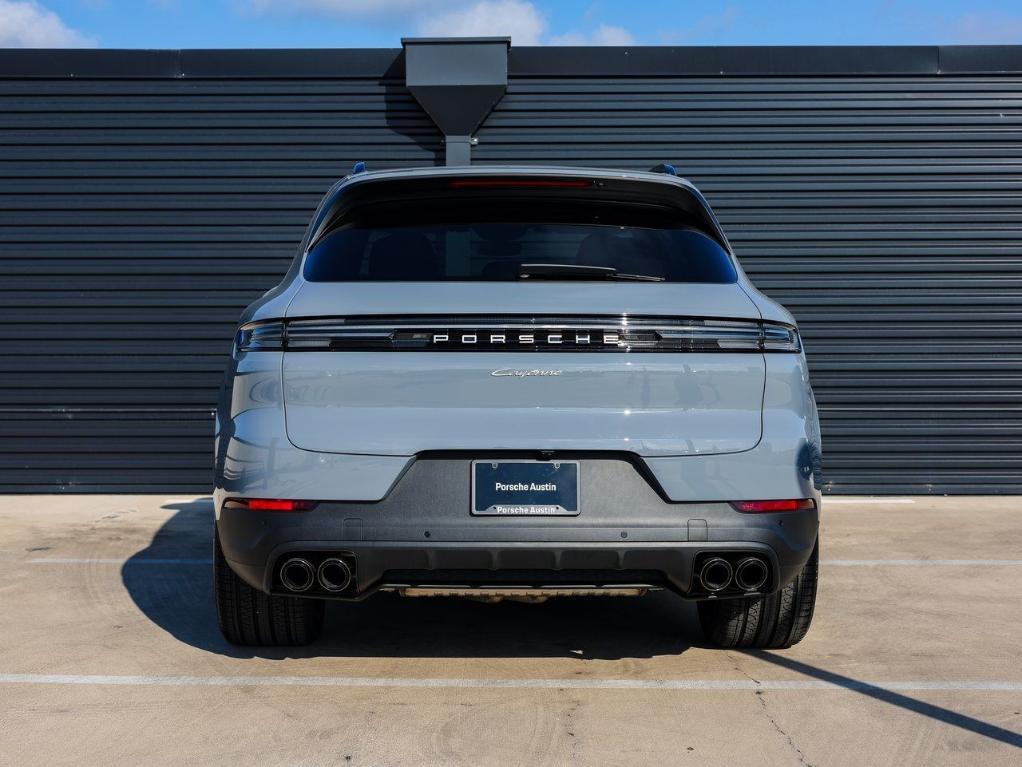 new 2025 Porsche Cayenne car