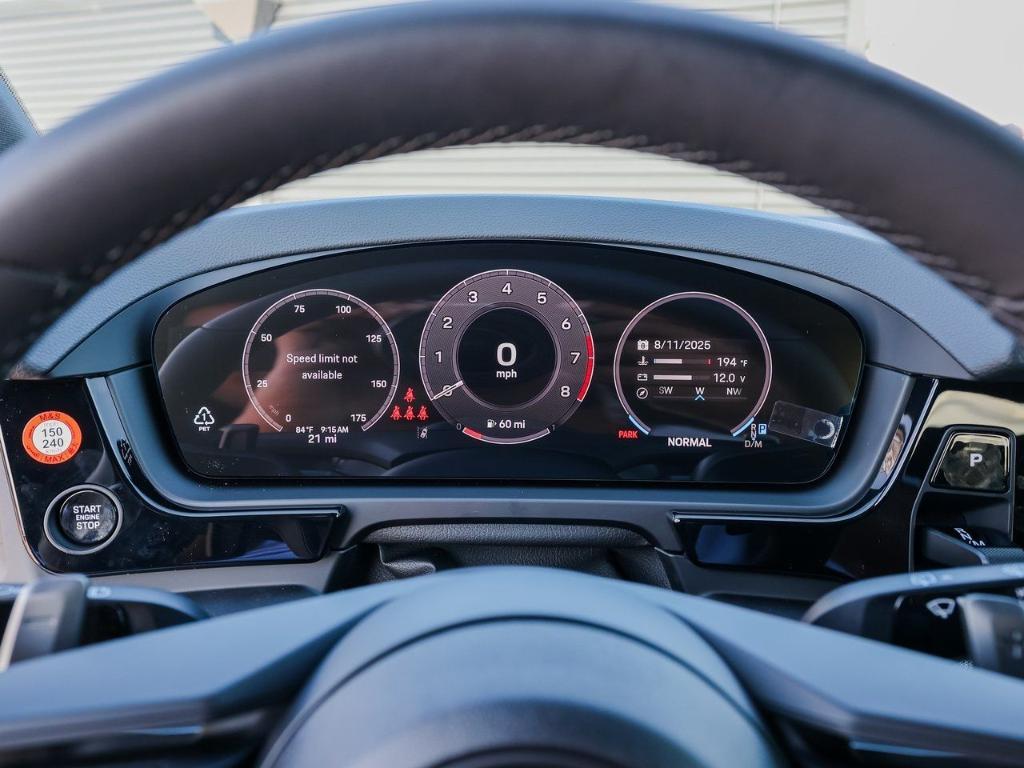 new 2025 Porsche Cayenne car