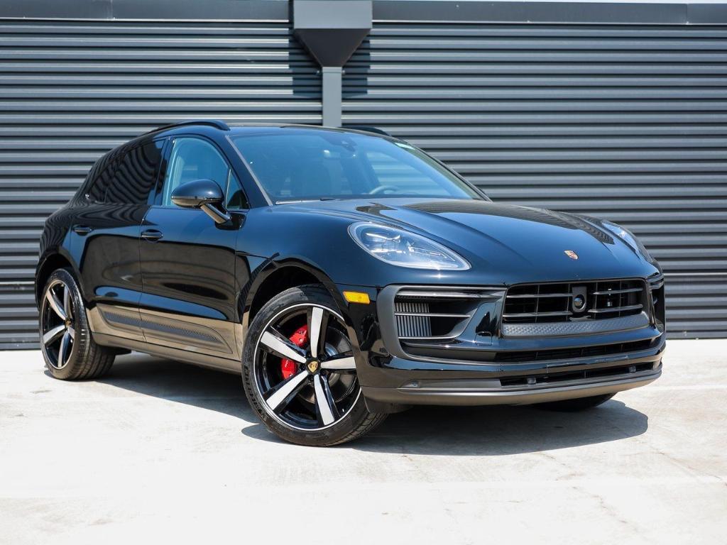 new 2025 Porsche Macan car