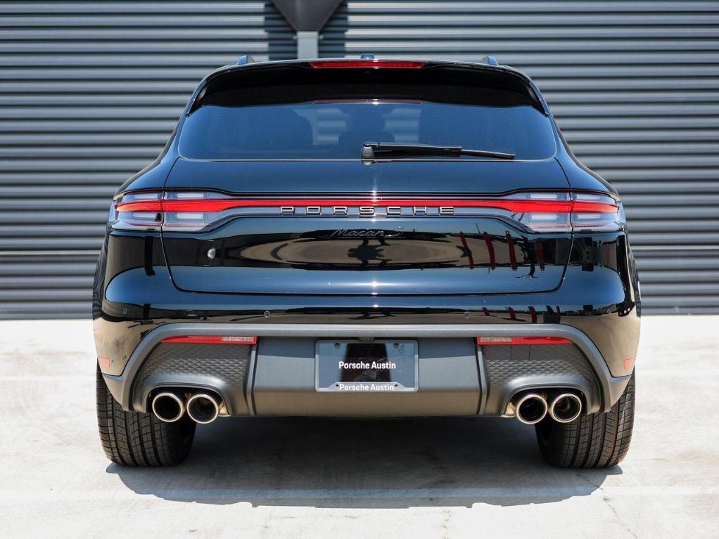 new 2025 Porsche Macan car