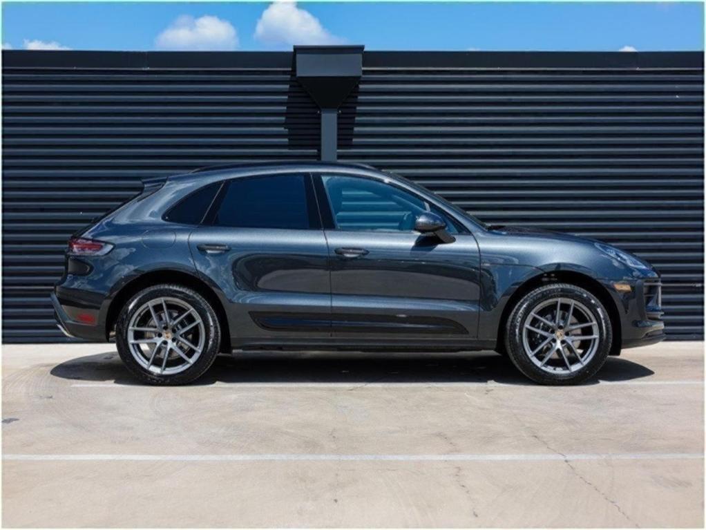 new 2025 Porsche Macan car