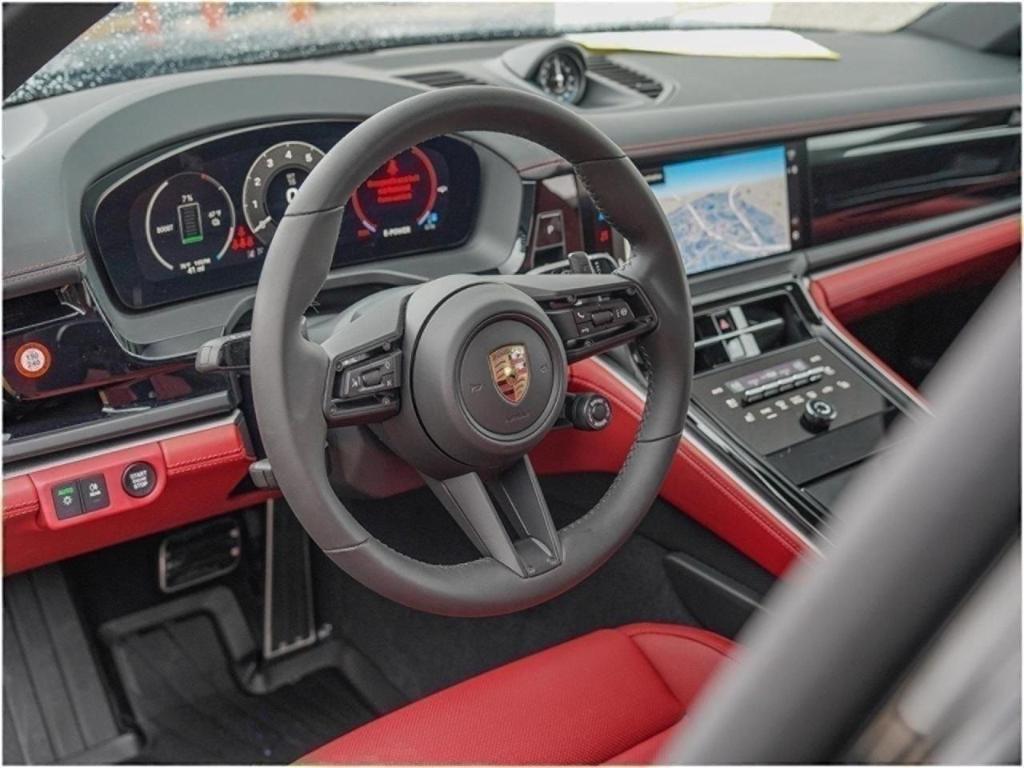 new 2025 Porsche Panamera car