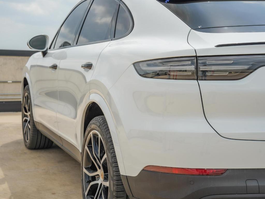 used 2021 Porsche Cayenne car, priced at $69,990