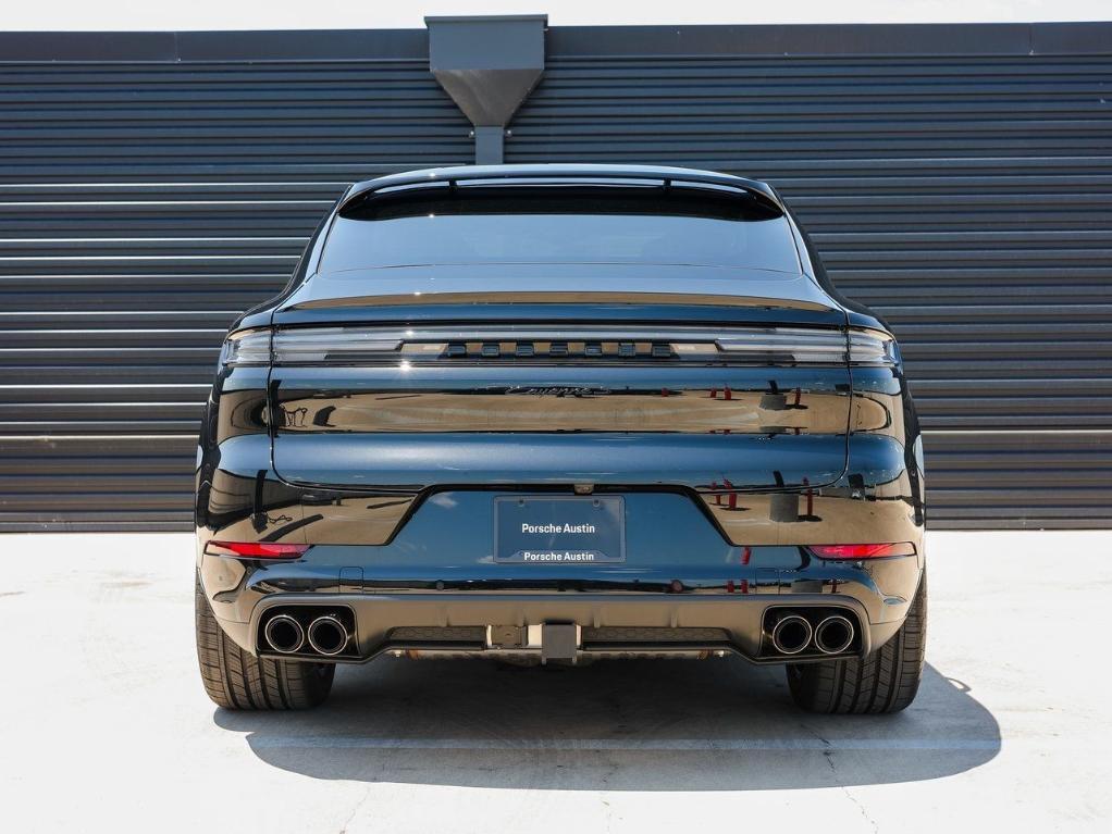 new 2025 Porsche Cayenne car