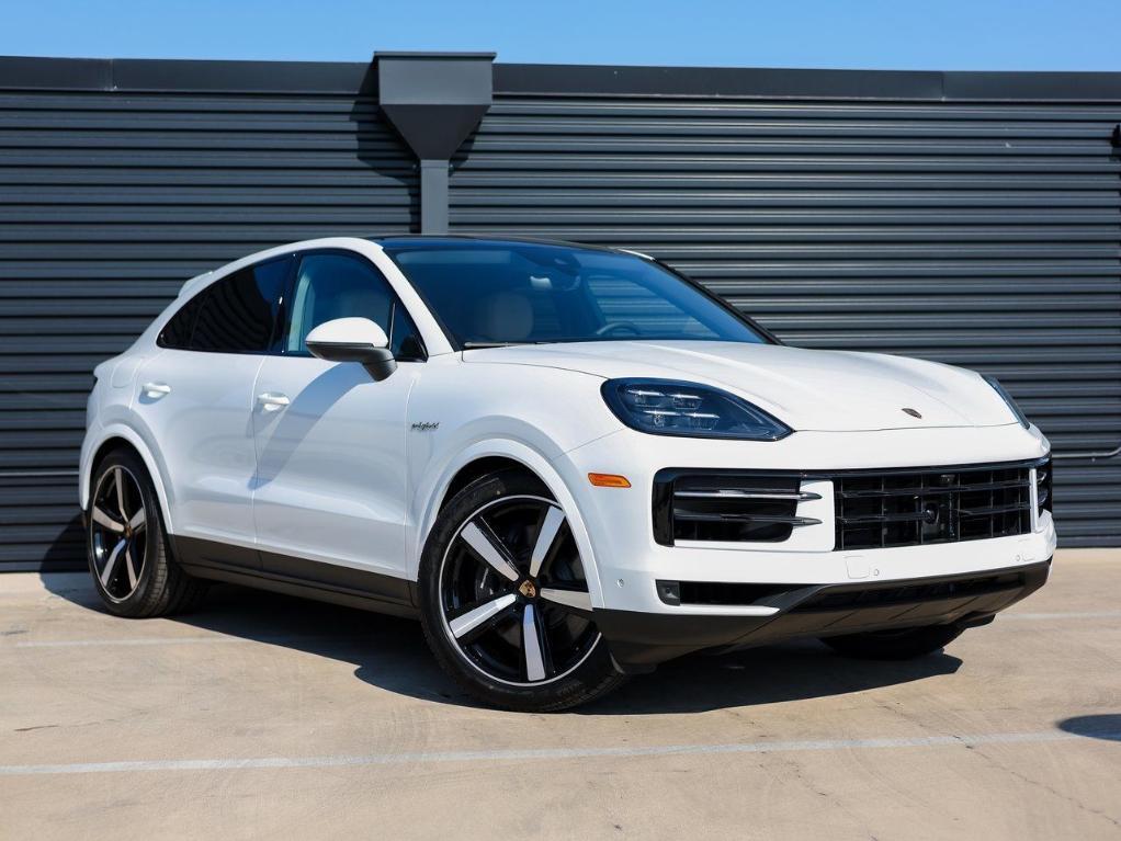 new 2025 Porsche Cayenne car