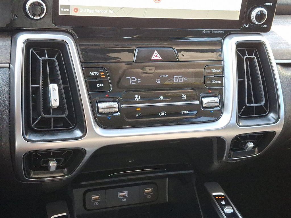 used 2022 Kia Sorento car, priced at $26,980