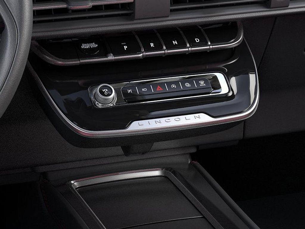 new 2025 Lincoln Corsair car, priced at $48,025