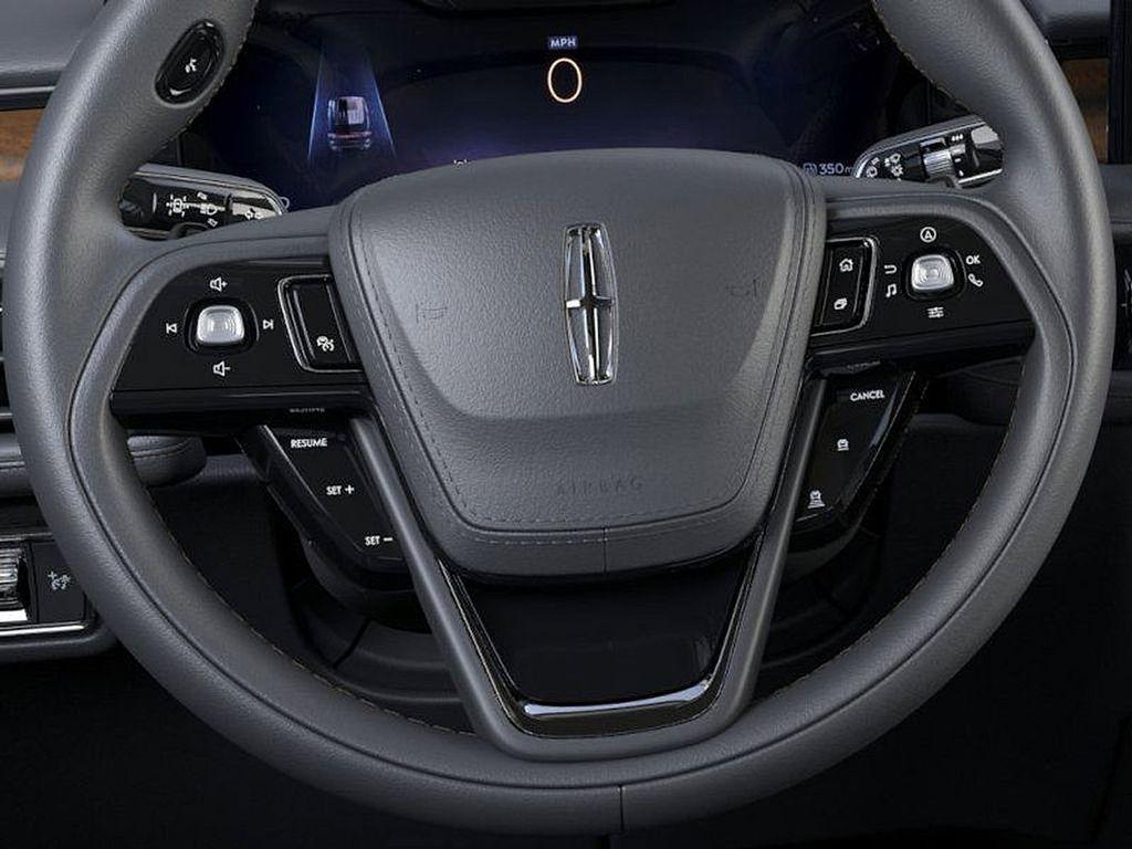 new 2025 Lincoln Aviator car, priced at $71,103