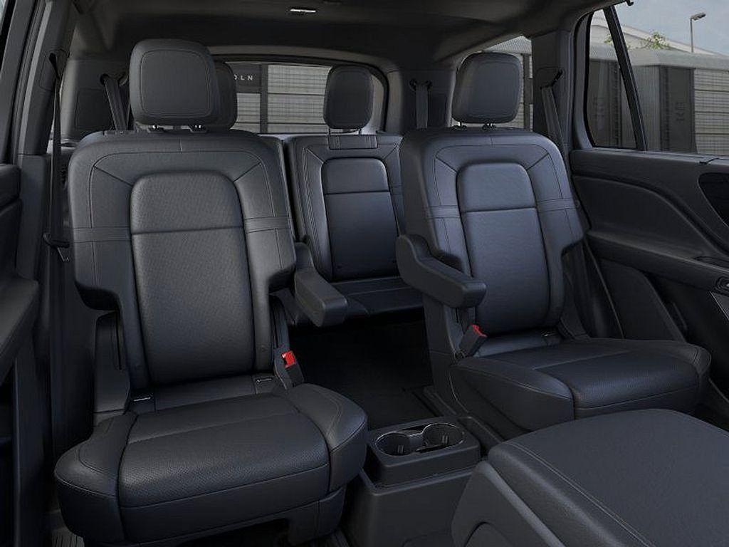 new 2025 Lincoln Aviator car, priced at $71,103