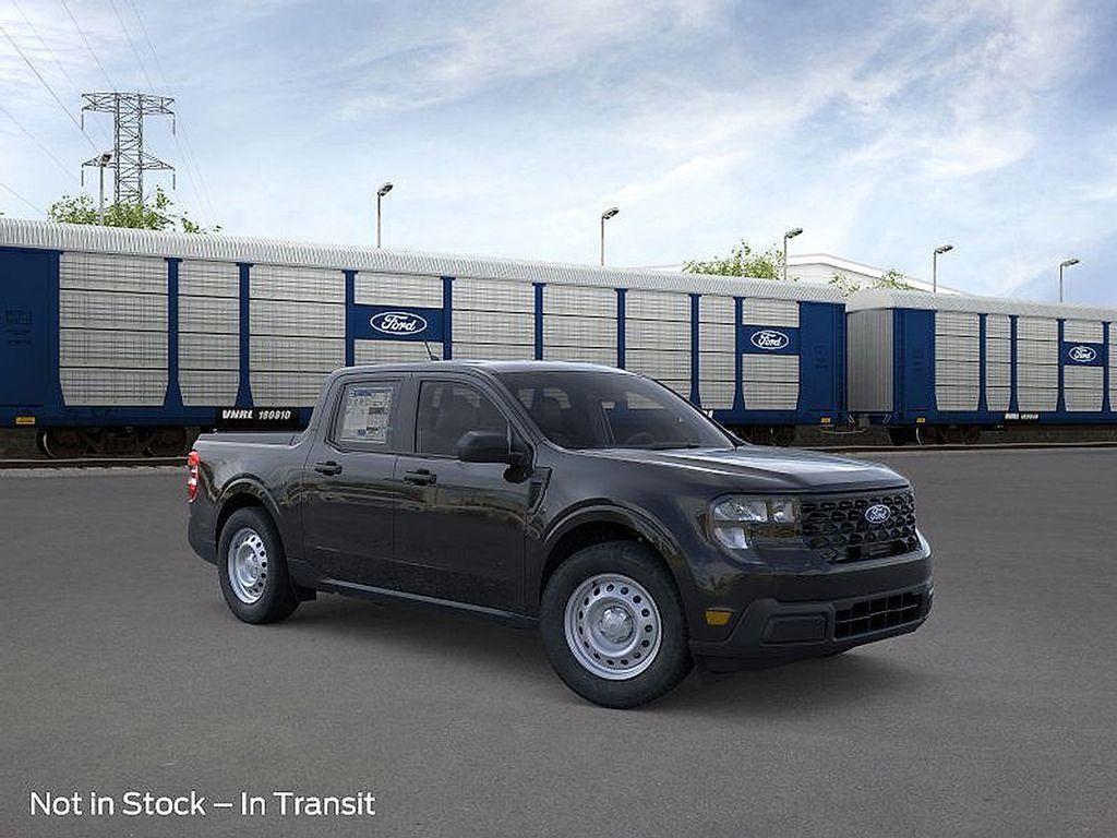 new 2025 Ford Maverick car, priced at $33,832