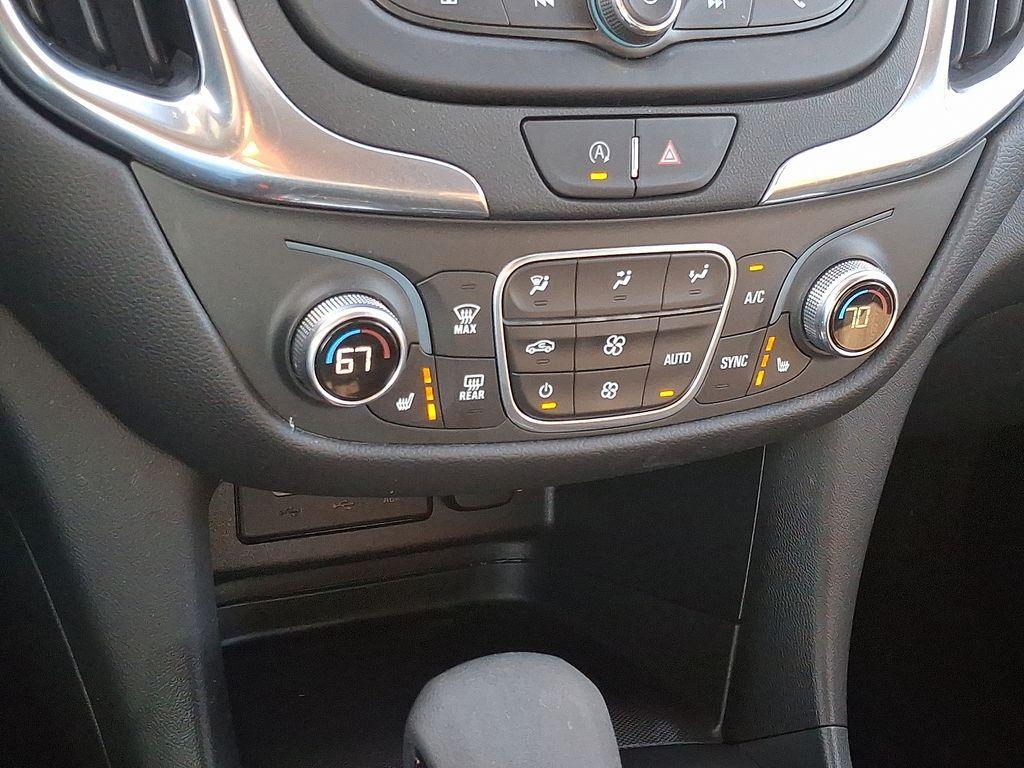 used 2022 Chevrolet Equinox car, priced at $21,123