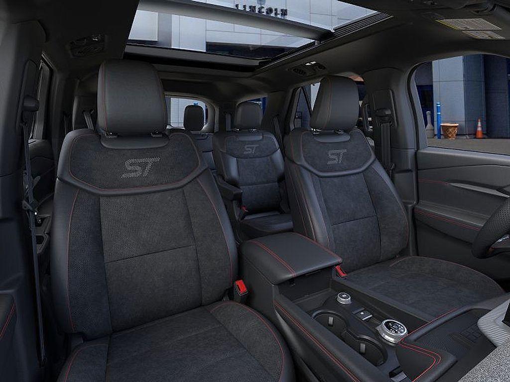 new 2025 Ford Explorer car, priced at $59,049