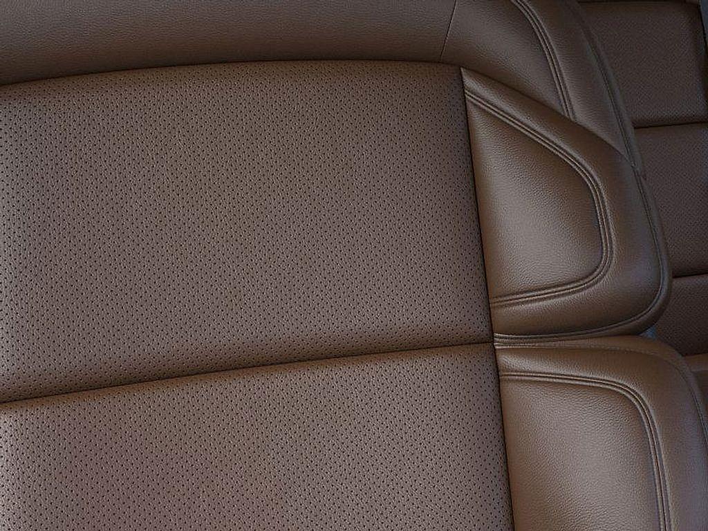 new 2025 Lincoln Navigator car, priced at $99,582