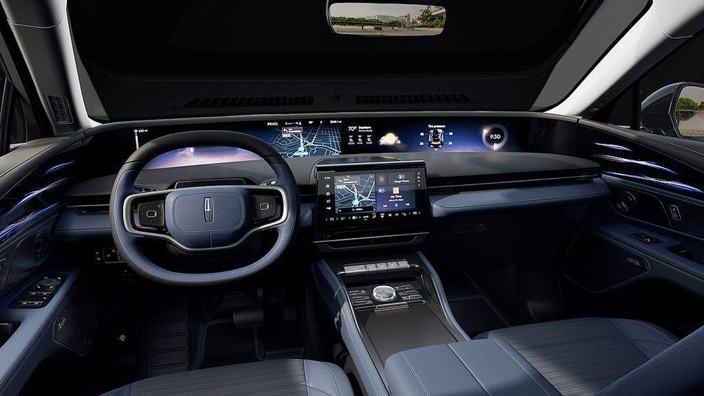 new 2025 Lincoln Nautilus car, priced at $60,510