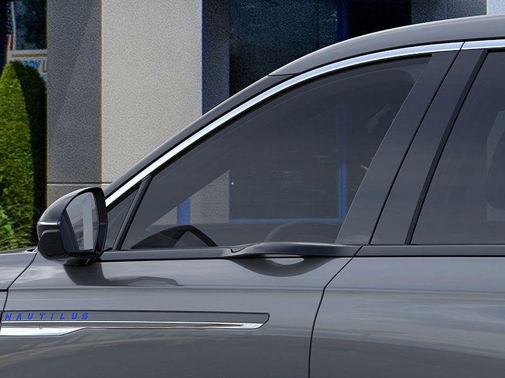 new 2025 Lincoln Nautilus car, priced at $53,106