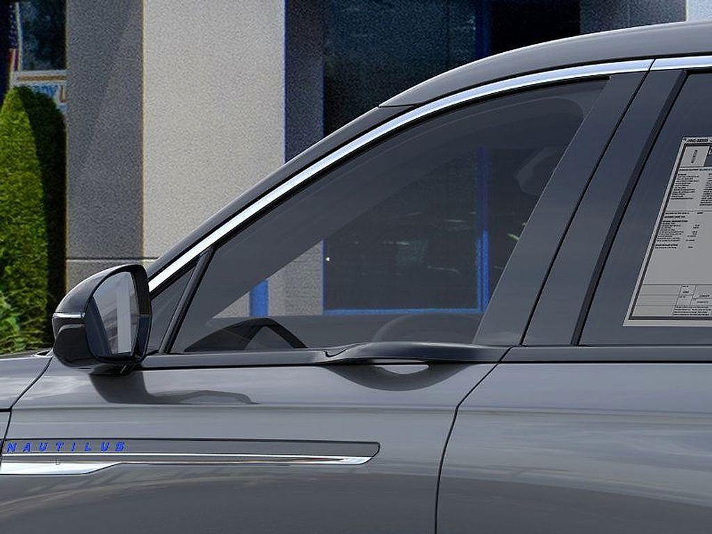 new 2025 Lincoln Nautilus car, priced at $55,380