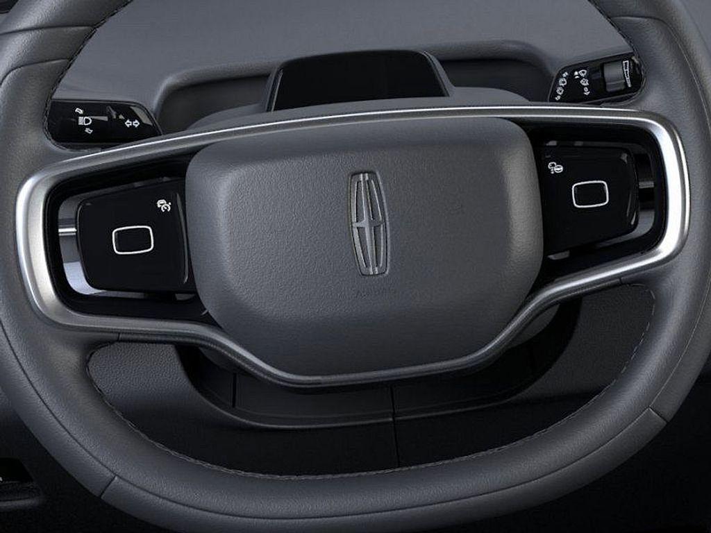 new 2025 Lincoln Navigator L car, priced at $111,545