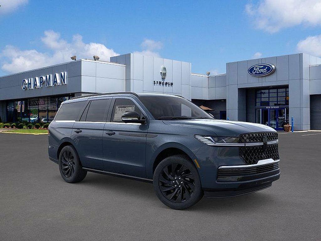 new 2025 Lincoln Navigator car, priced at $109,185