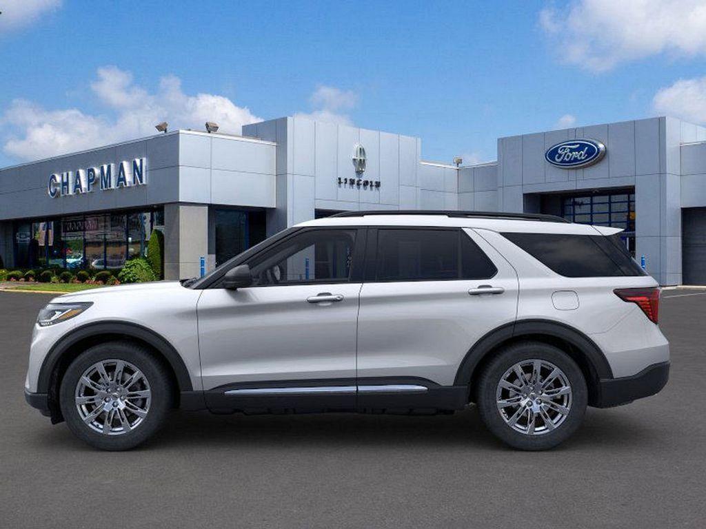 new 2025 Ford Explorer car, priced at $45,812